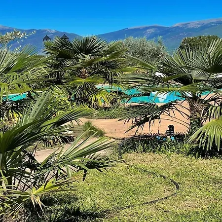 Sensational Views From 6 Apts, Sumptuous Gardens, Infinity Pool, Wifi Aircon 公寓 Colle Umberto (Umbria)