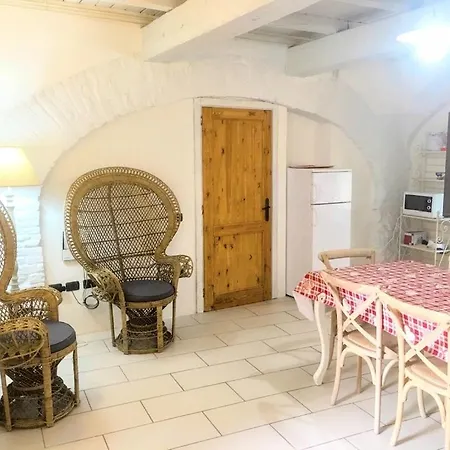 Sensational Views From 6 Apts, Sumptuous Gardens, Infinity Pool, Wifi Aircon 公寓 Colle Umberto (Umbria)